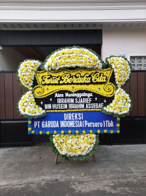 Papan Bunga Duka di Cermee